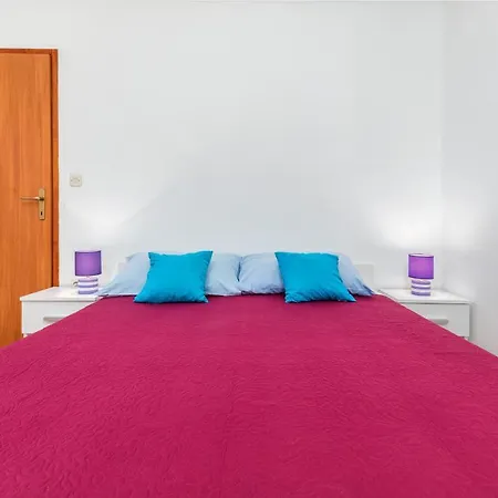 Apartment Center Of Katarina Fažana