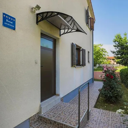 Center Of Katarina * Fažana